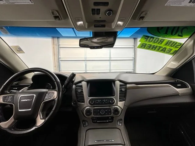 Used 2019 Silver GMC Denali image 3