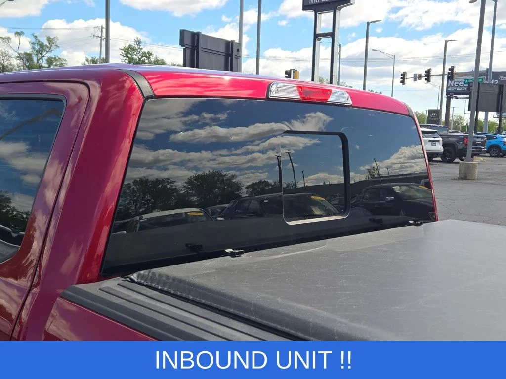 Used 2016 Red Ford XLT image 16