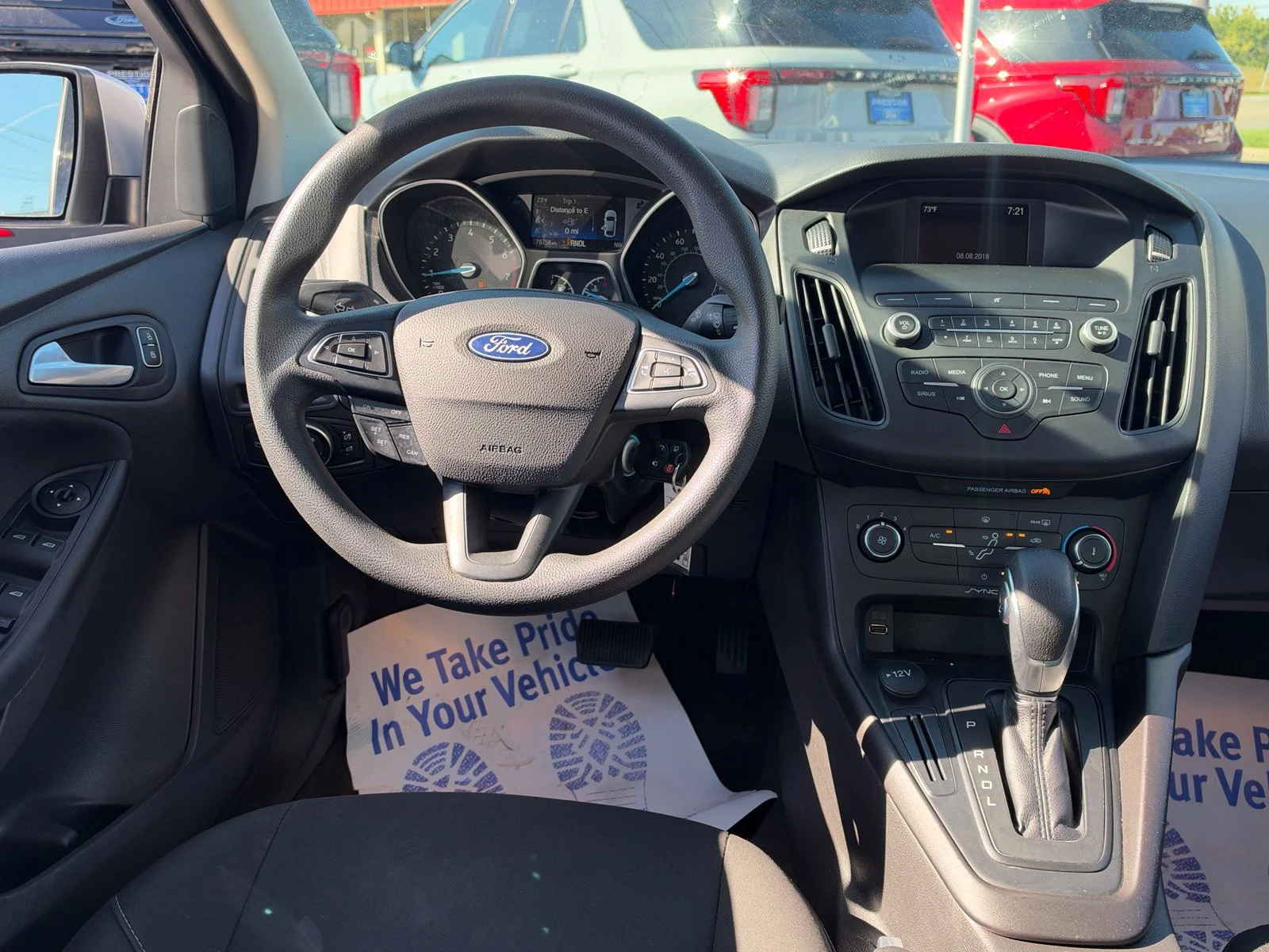 Used 2018 Silver Ford SE image 25