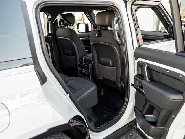 New 2026 Borasco Grey Land Rover X image 29