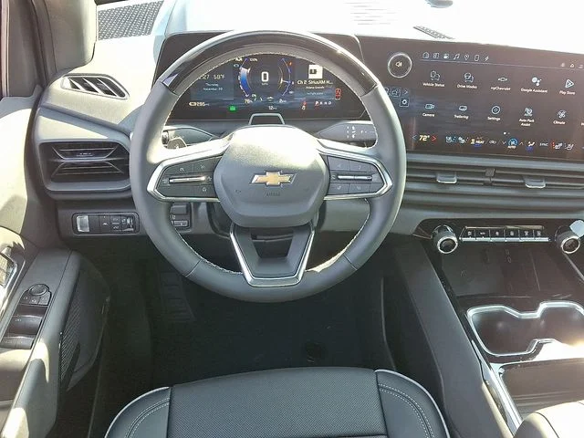 New 2026 White Chevrolet LT image 9
