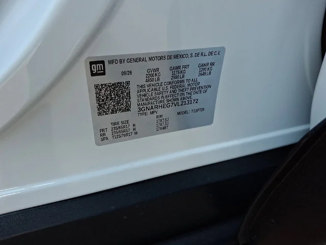 New 2027 White Chevrolet LT image 19