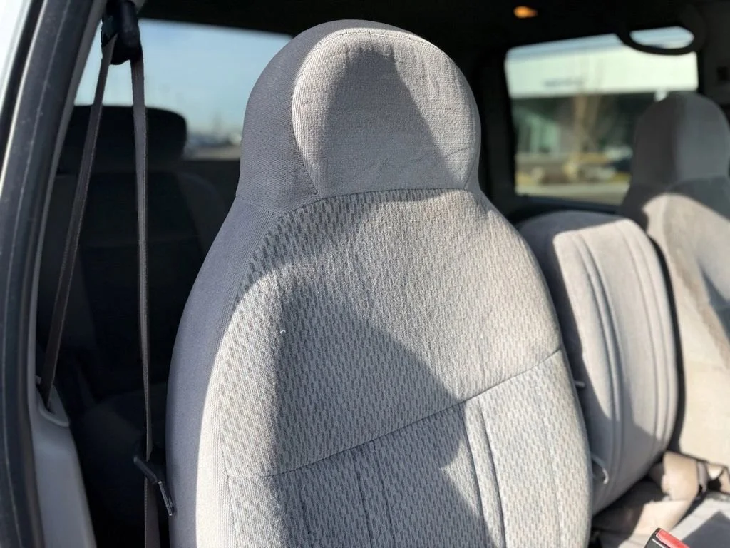 Used 2002  Ford King Ranch image 40