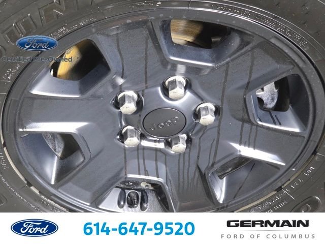 Certified Used 2021 Sting Gray Clearcoat Jeep Mojave image 12