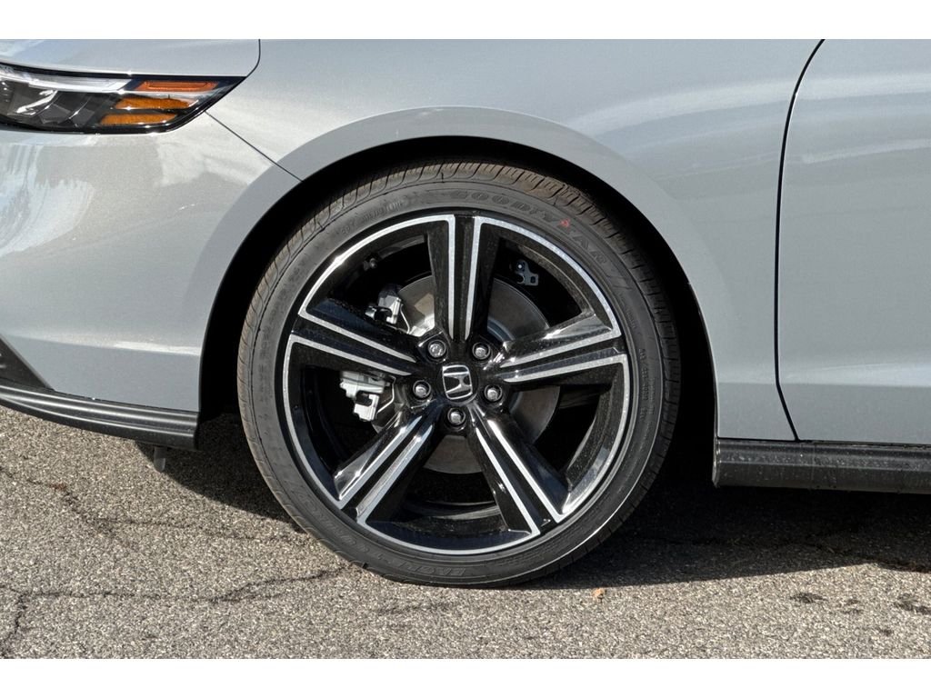 New 2026 Urban Gray Pearl Honda Sport image 31