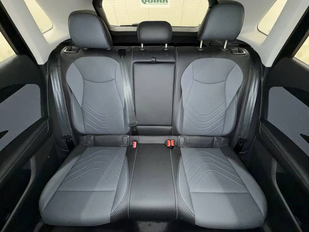 New 2026 Deep Black Pearl Volkswagen SE image 21