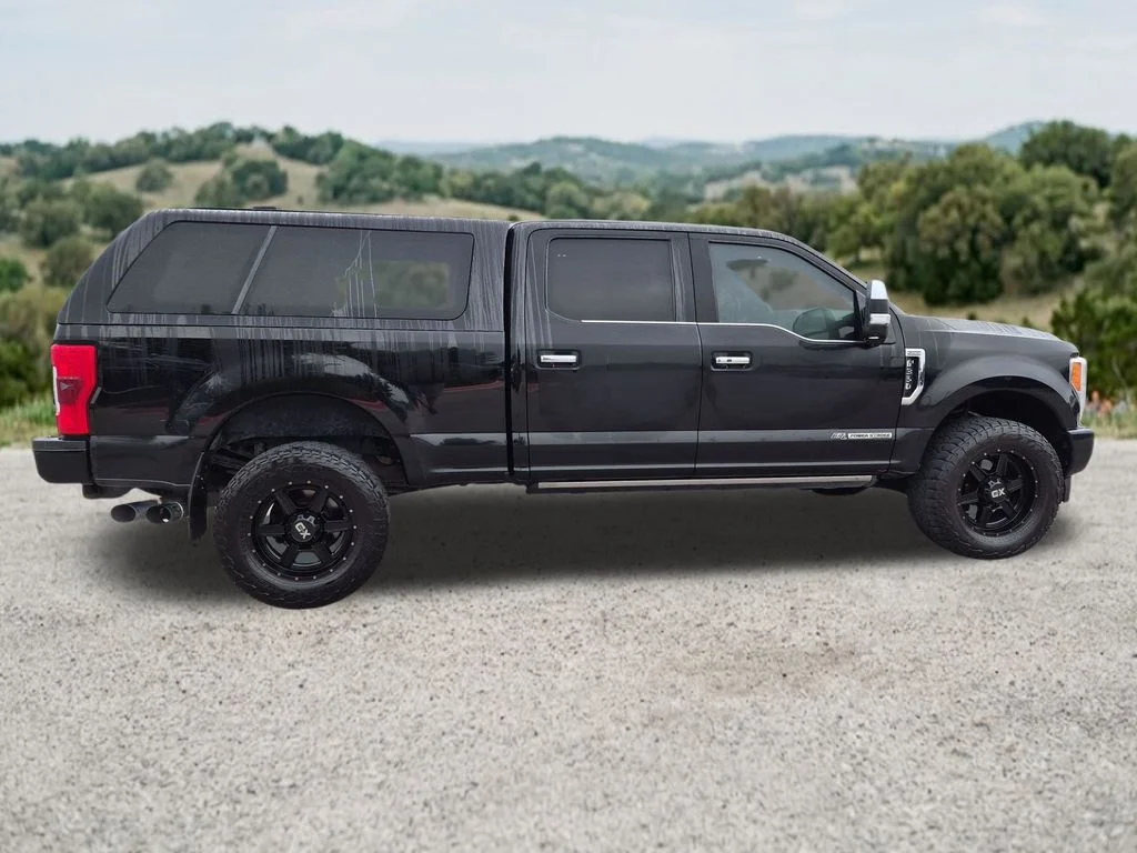Used 2017 Black Ford Platinum image 11