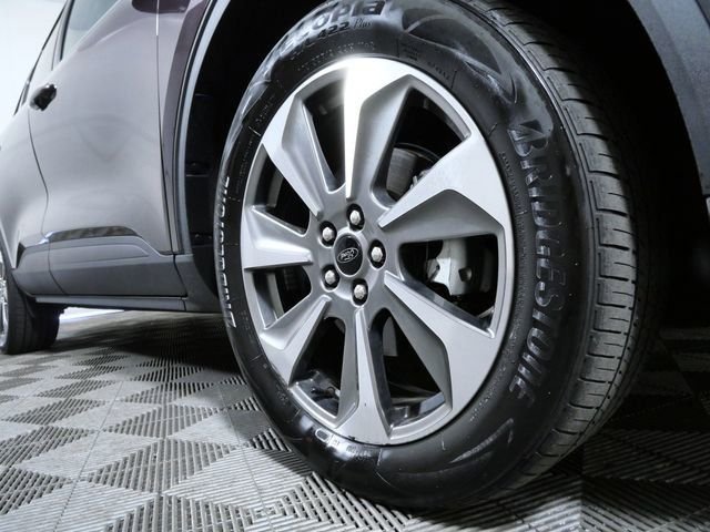 Used 2023 Red Ford Platinum image 2