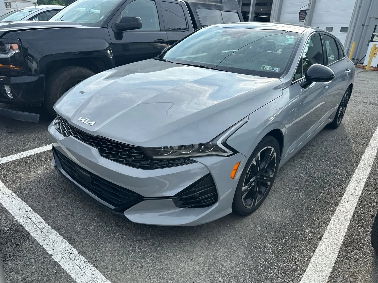2023 Kia Optima GT-Line AWD's photo