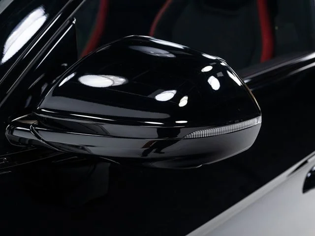 Used 2025 Black Lamborghini SE image 98