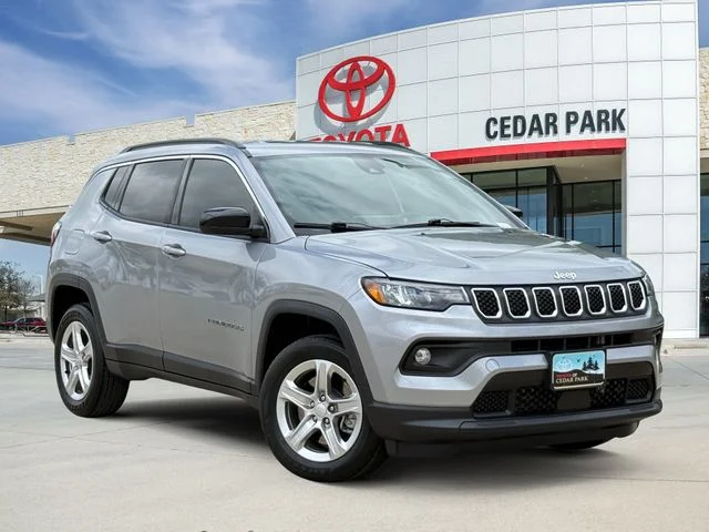 Used 2024 Gray Jeep Latitude image 1