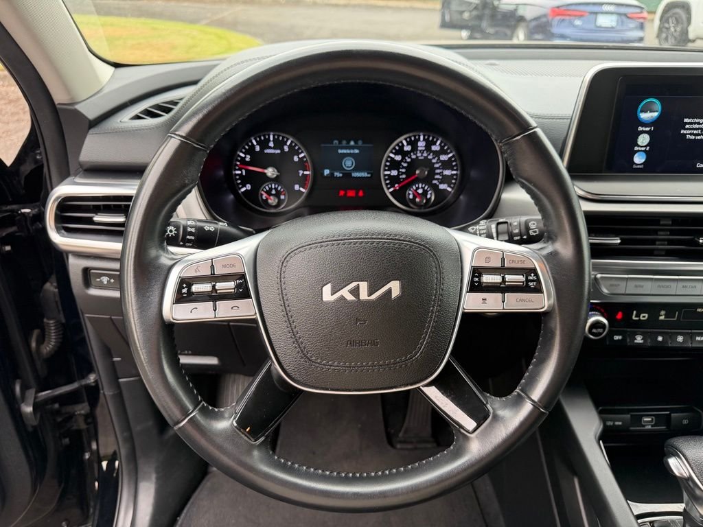 Used 2022 Ebony Black Kia LX image 19