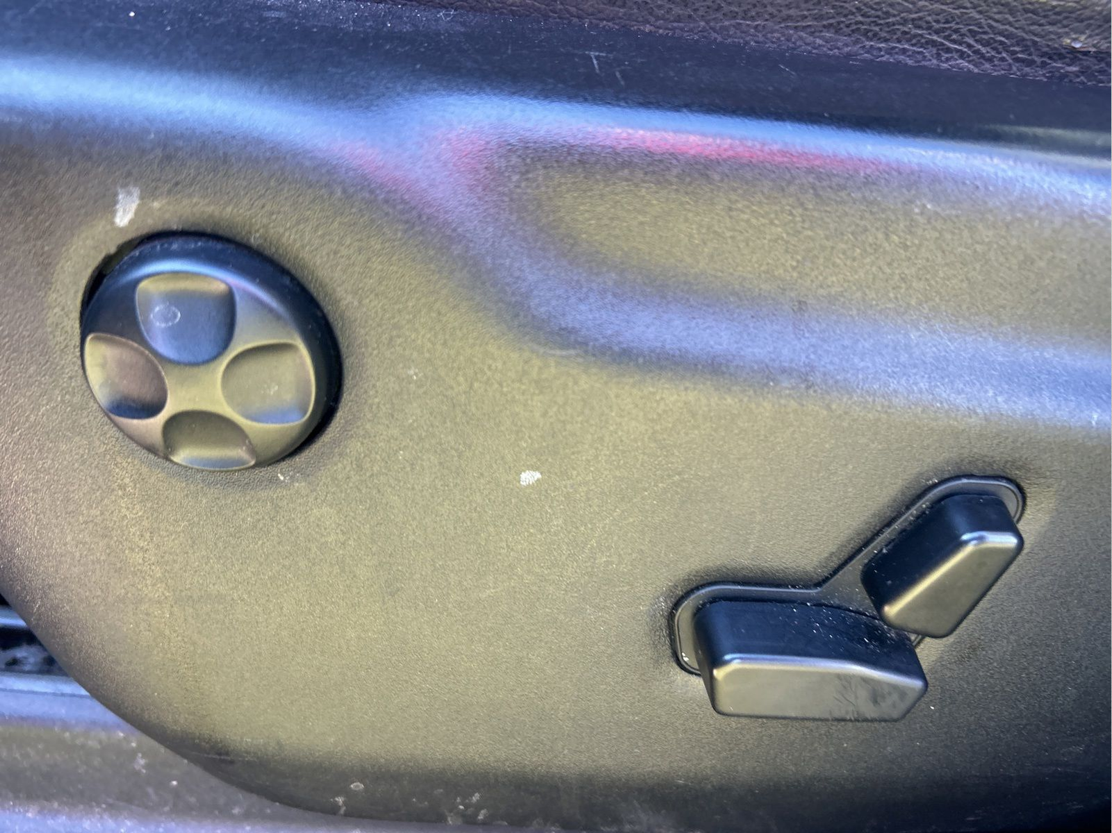 Certified Used 2016 Black Jeep Laredo image 10