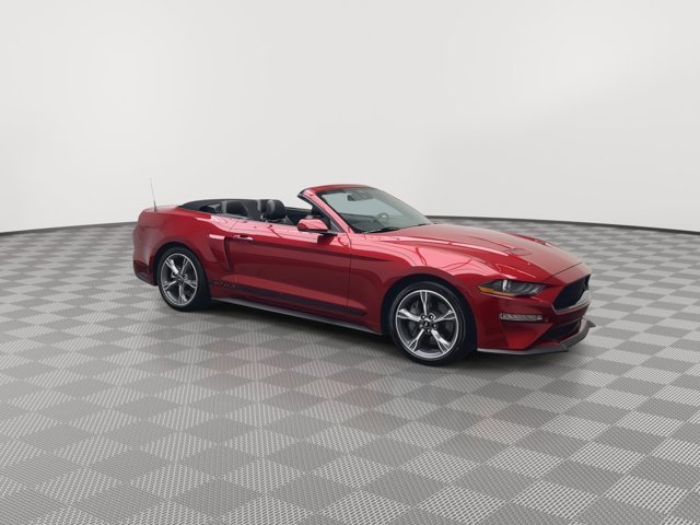 Used 2023 Rapid Red Metallic Tinted Clearcoat Ford GT Premium image 40
