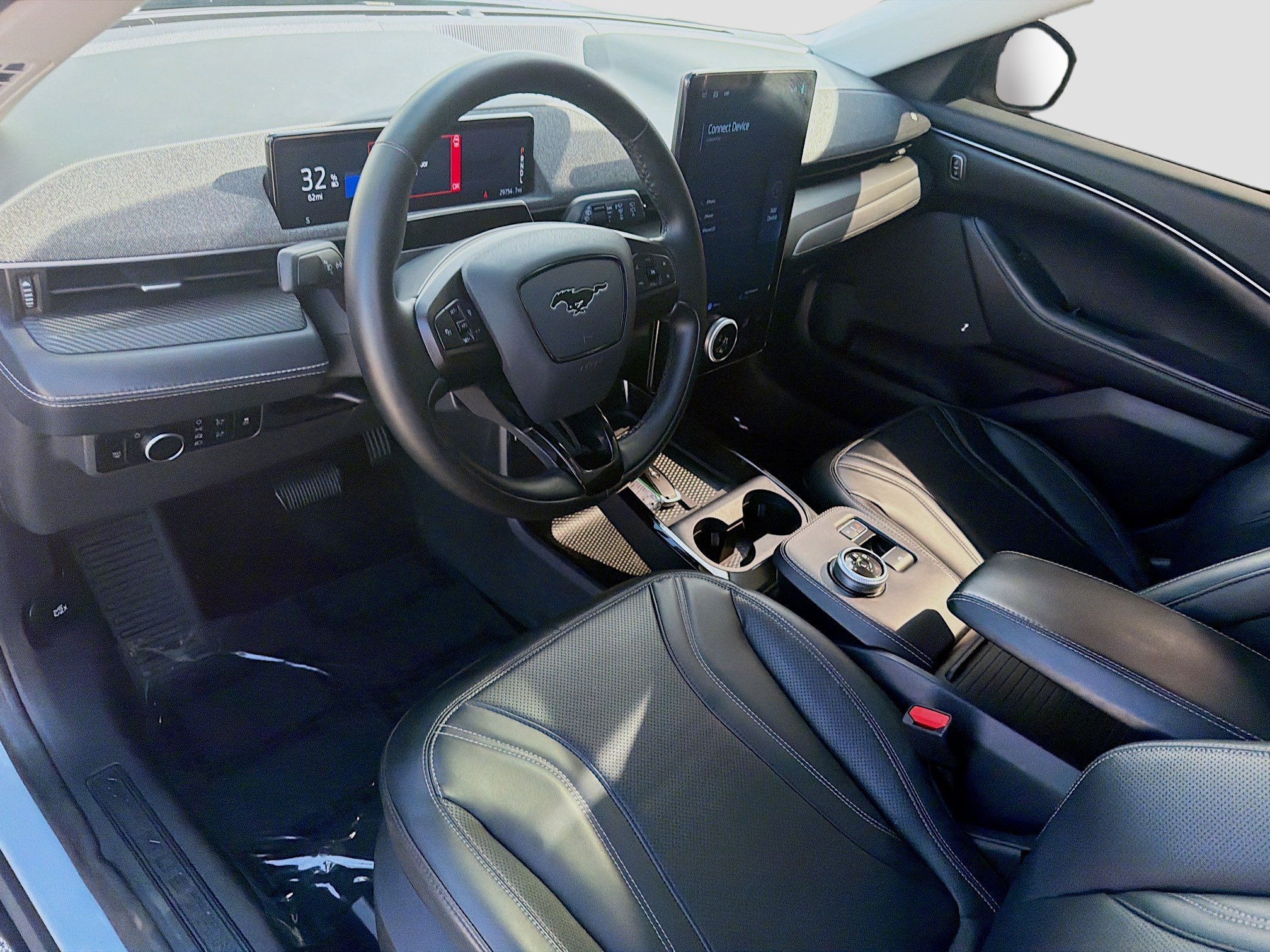 Used 2024 Gray Metallic Ford Premium image 7