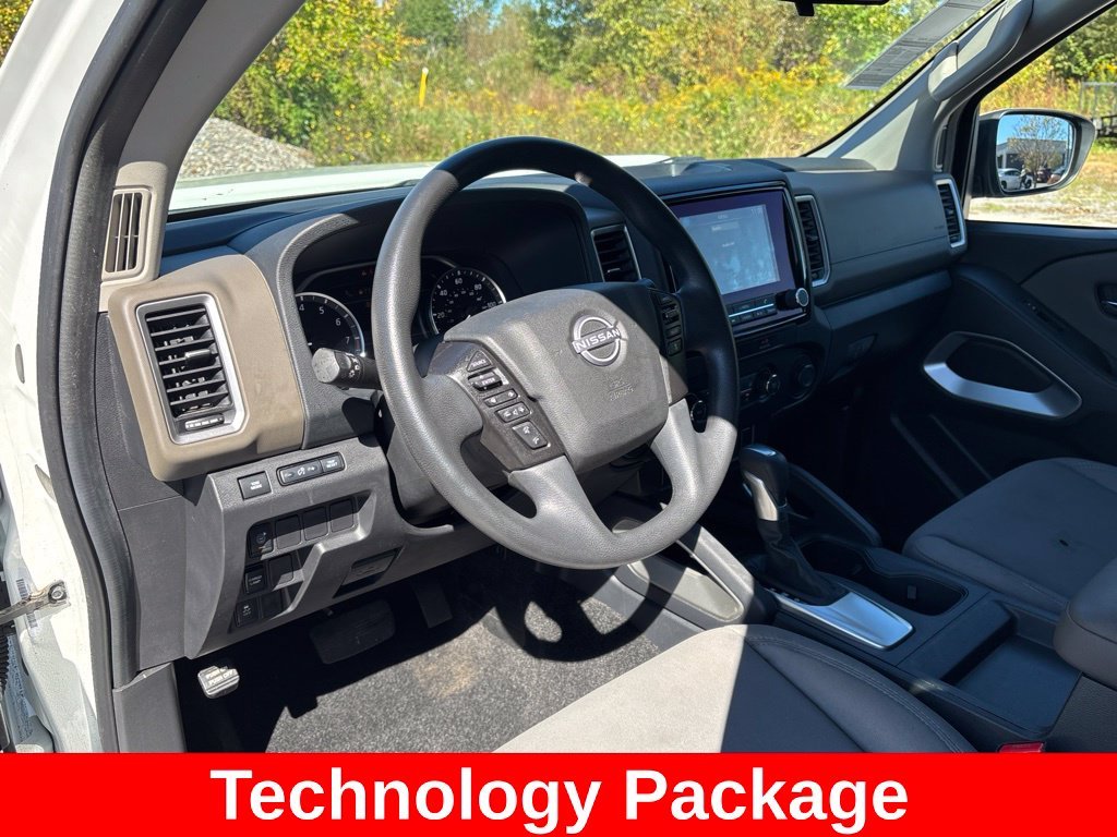 Used 2022 White Nissan SV image 12