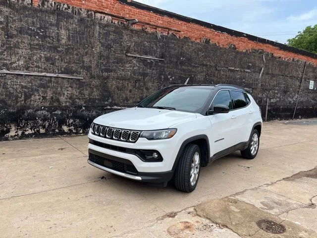 2025 Jeep Compass Limited 4X4's photo