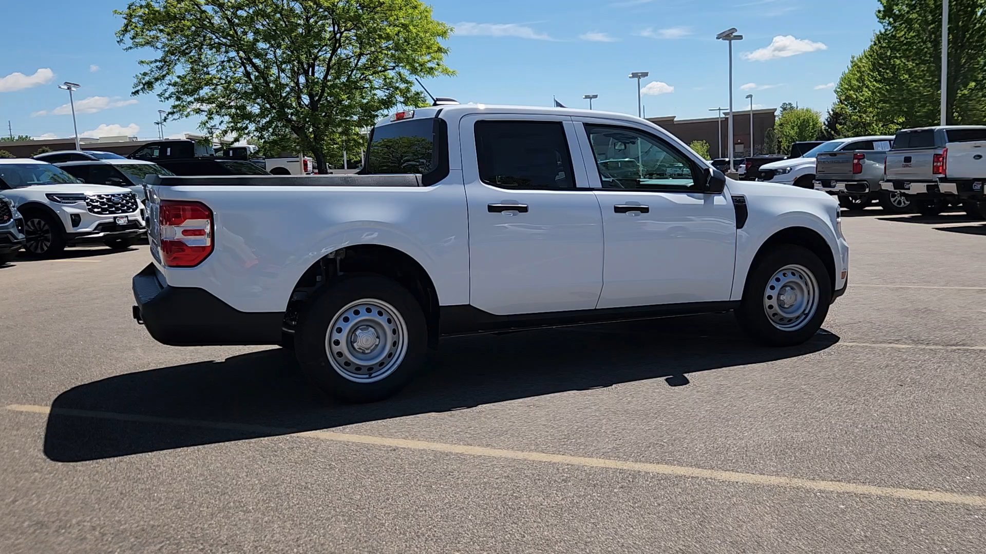 New 2026 Oxford White Ford XL image 12