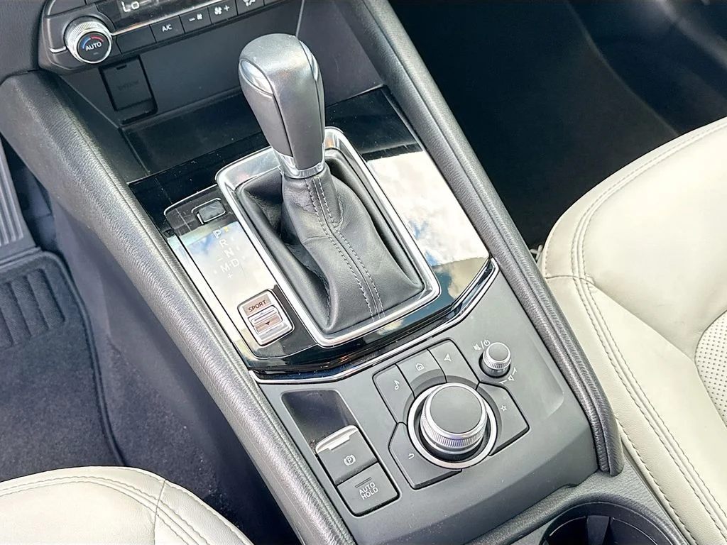 Certified Used 2023 White Mazda 2.5 S Preferred Package image 18