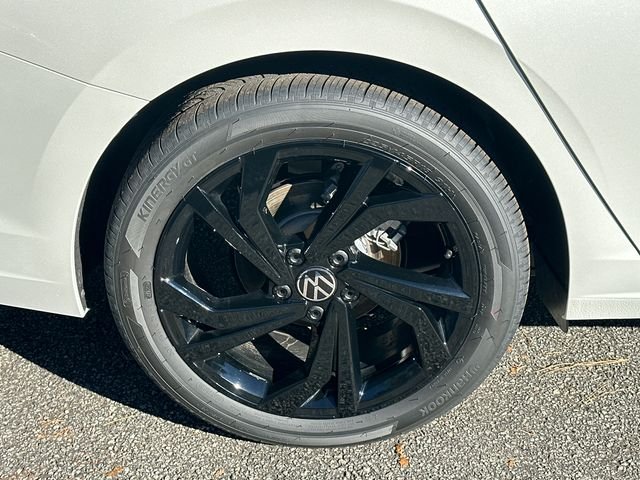 New 2026 White Volkswagen 1.5T SE image 17