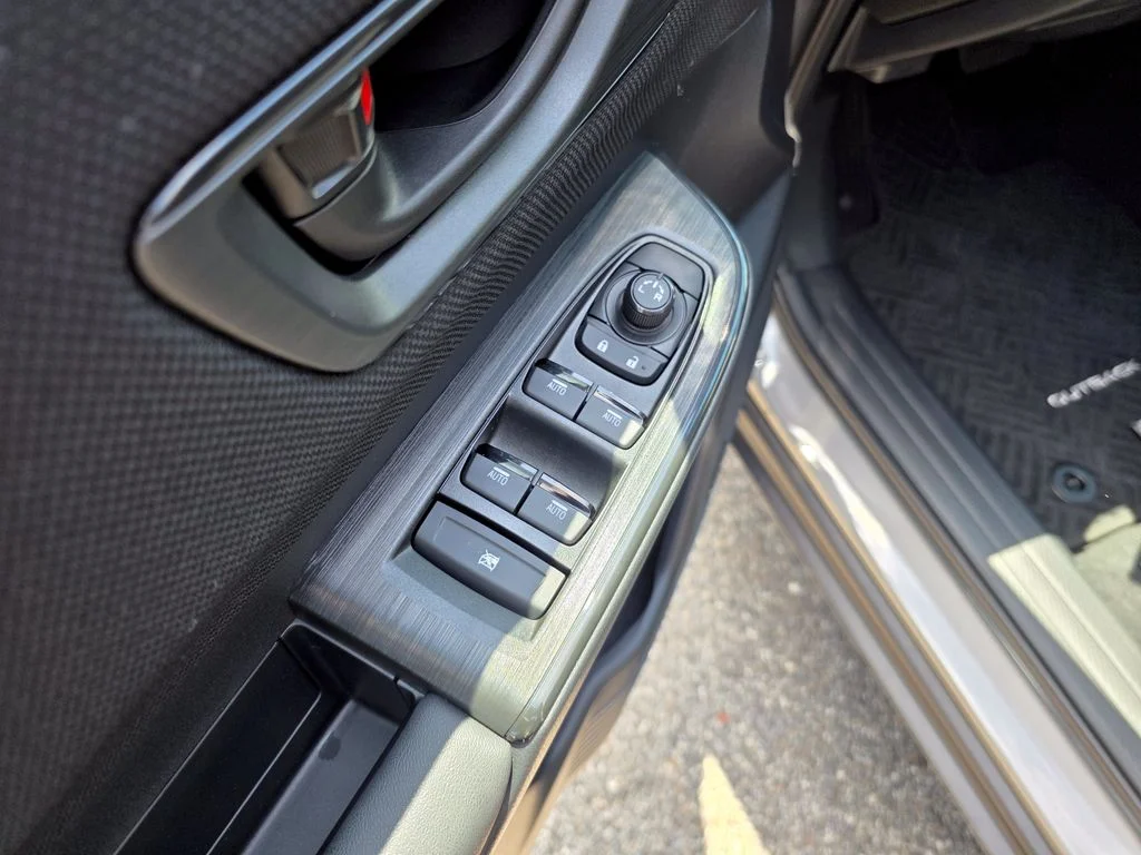 New 2026 RIVER ROCK PEARL Subaru Limited image 18