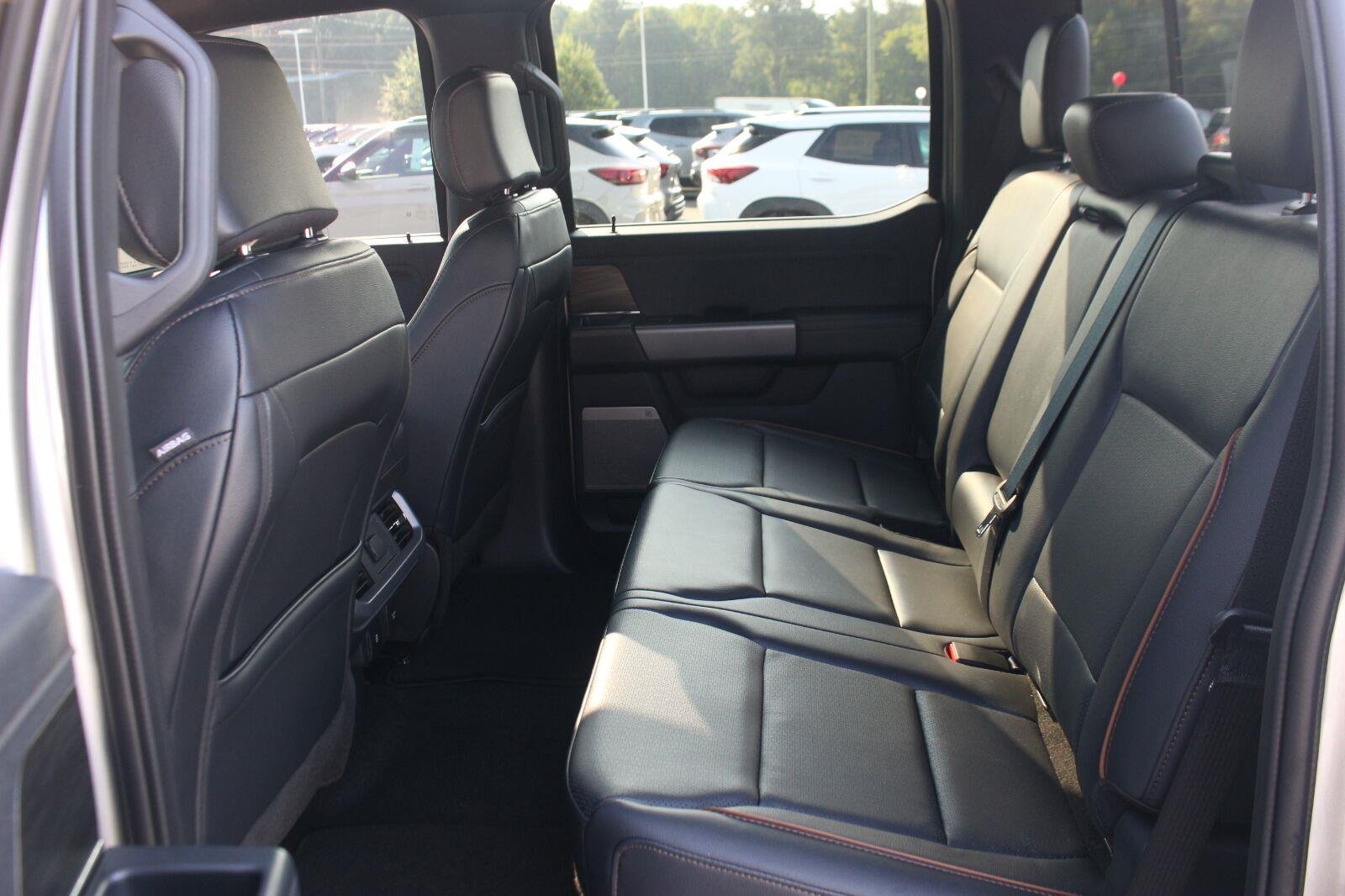 Used 2026 Silver Ford LARIAT image 33