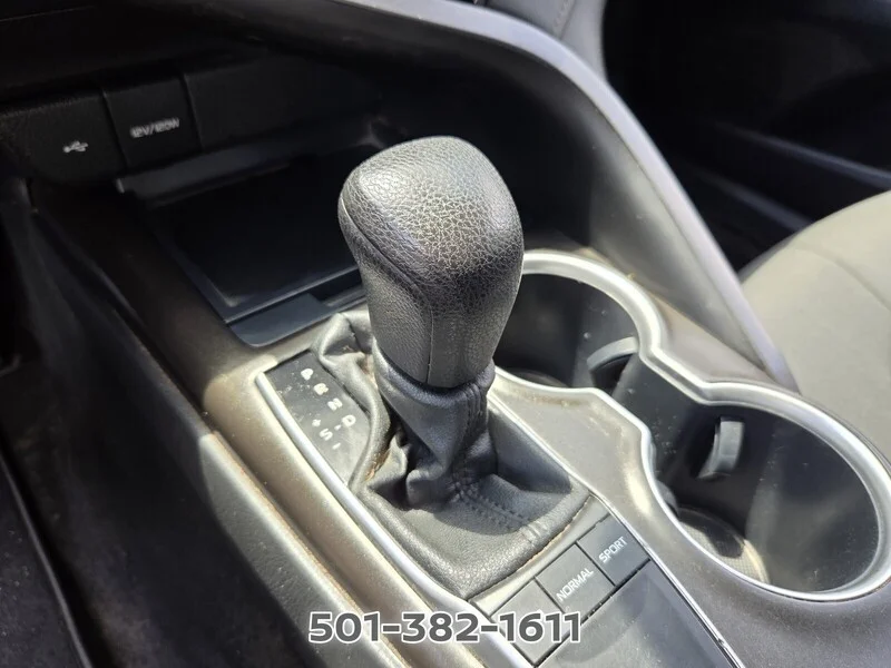 Used 2022 Midnight Black Metallic TOYOTA LE AUTO image 22