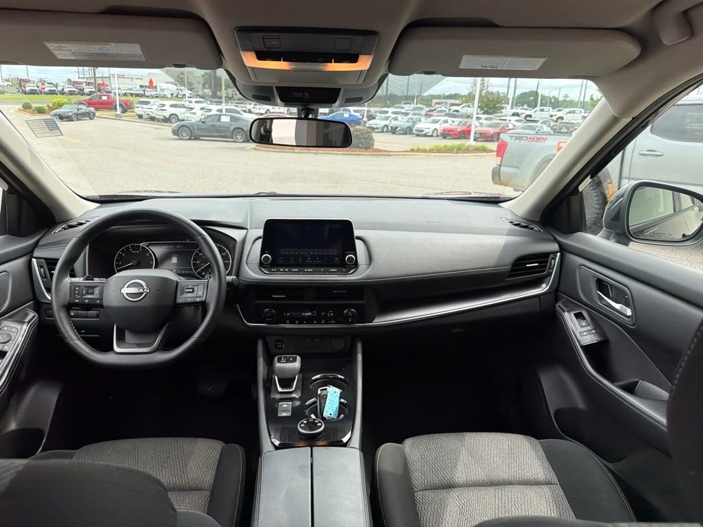 Used 2025 Black Nissan SV image 28