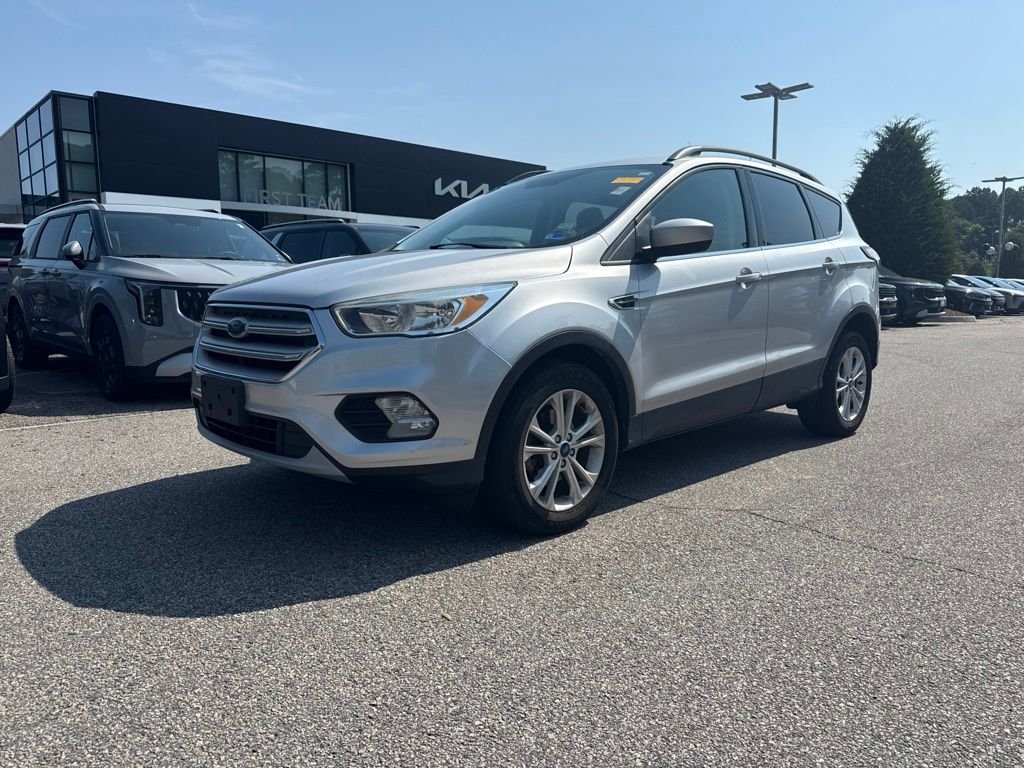Used 2018 Silver Ford SE image 2