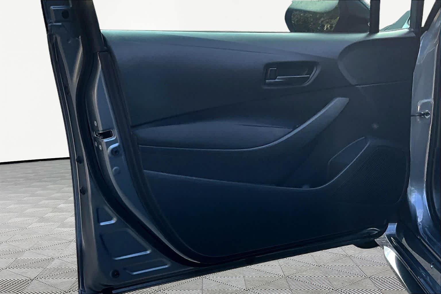 Used 2025 Celestite Toyota LE image 22