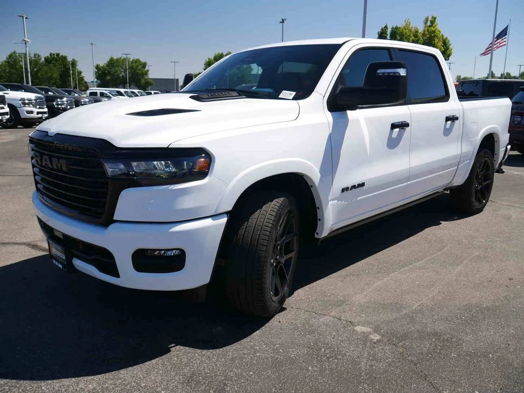 2026 RAM 1500 Laramie - Photo 3