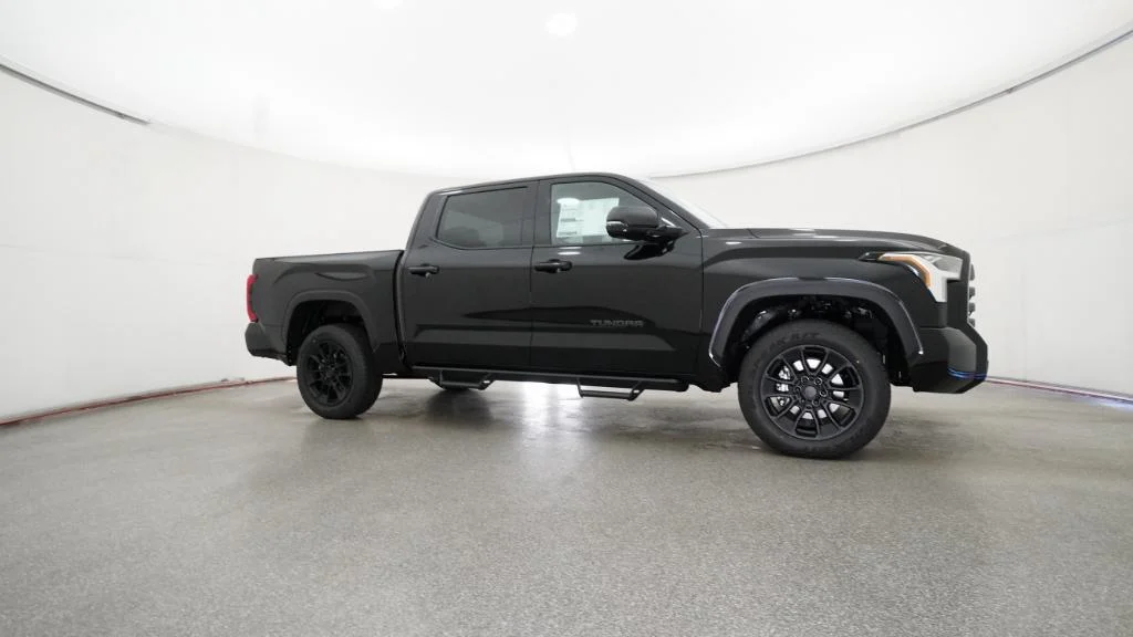 2026 Toyota Tundra SR5 - Photo 23