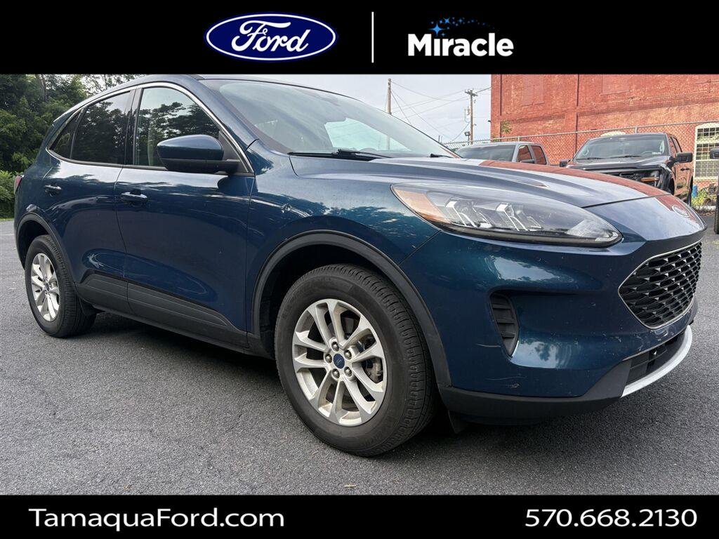 Used 2020 Dark Ford SE image 1