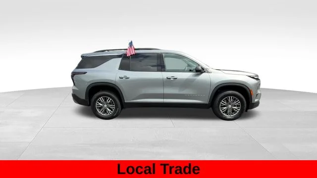 Used 2025 Gray Chevrolet LT image 9