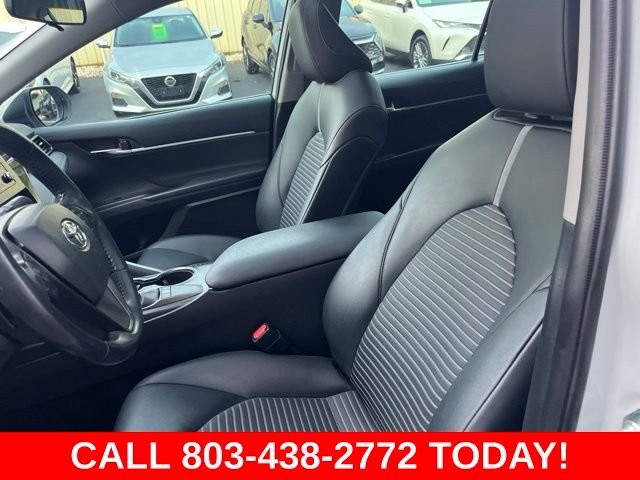 Used 2022 White Toyota SE image 8