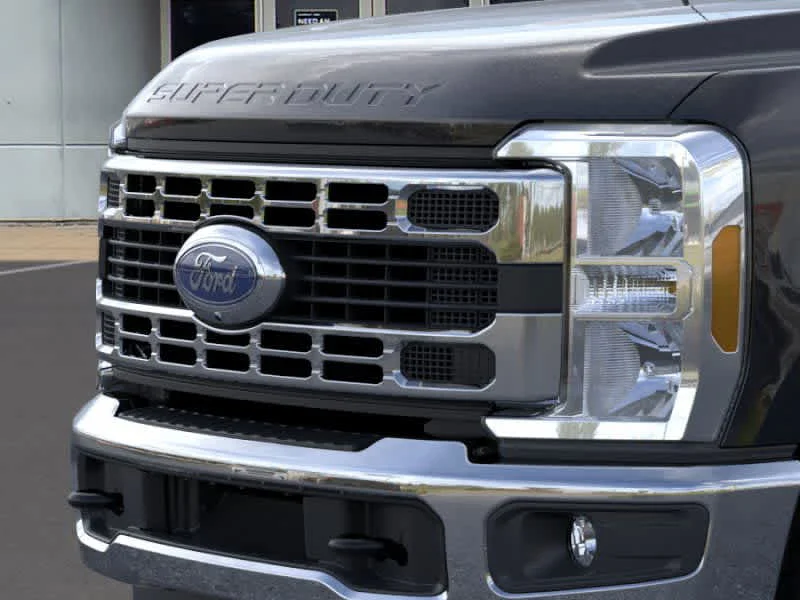 New 2026 Agate Black Metallic Ford XLT image 21