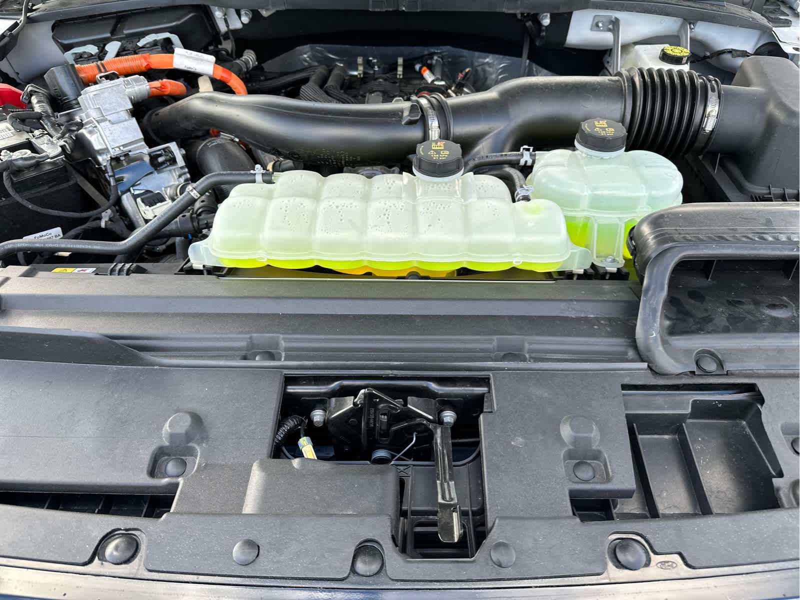 2025 Ford F-150 XLT - Photo 21