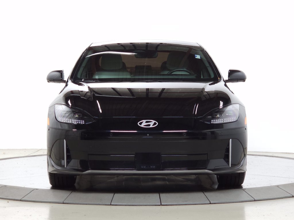 2023 Hyundai IONIQ 6 Limited - Photo 2