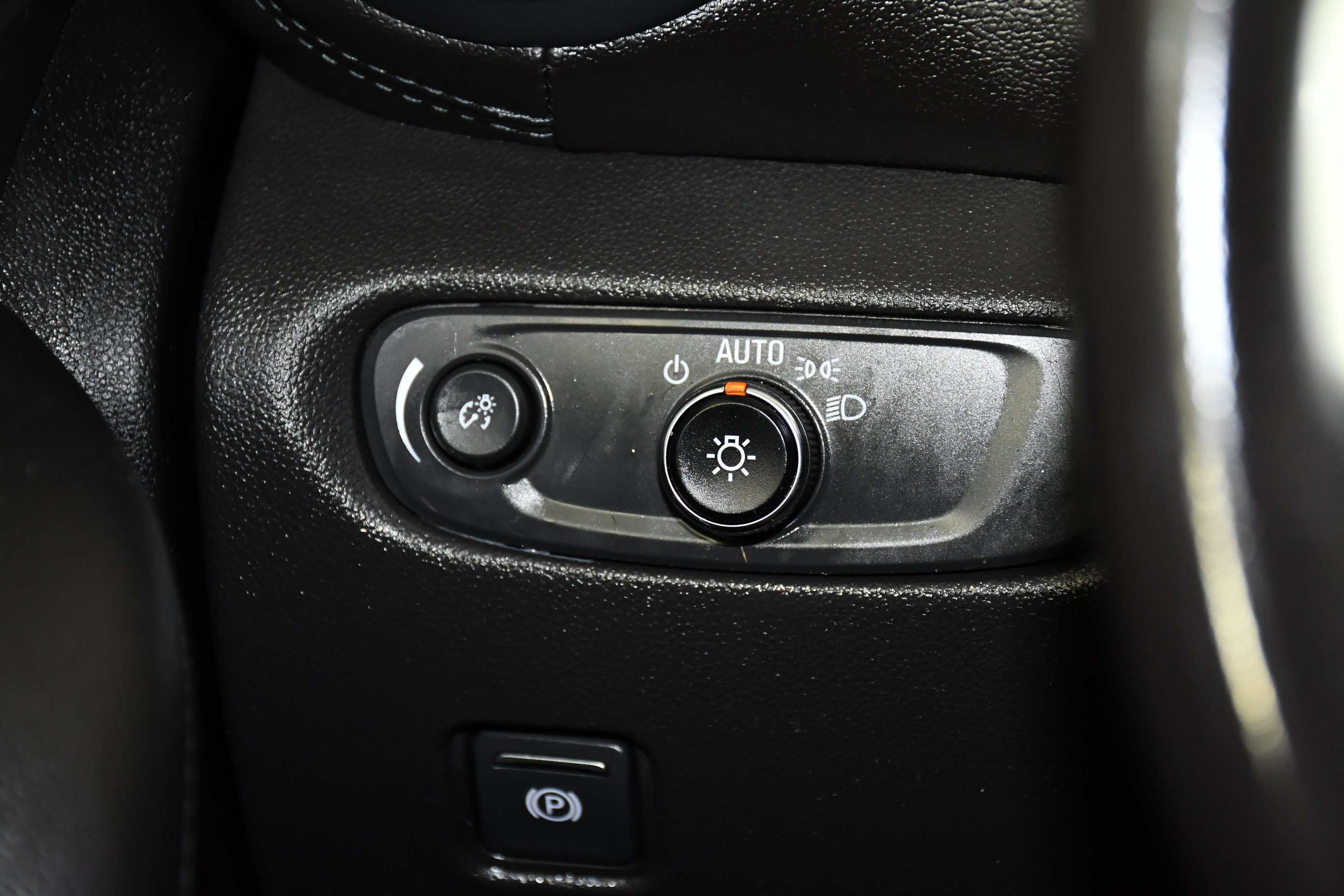 Used 2021 Black Chevrolet LT image 32