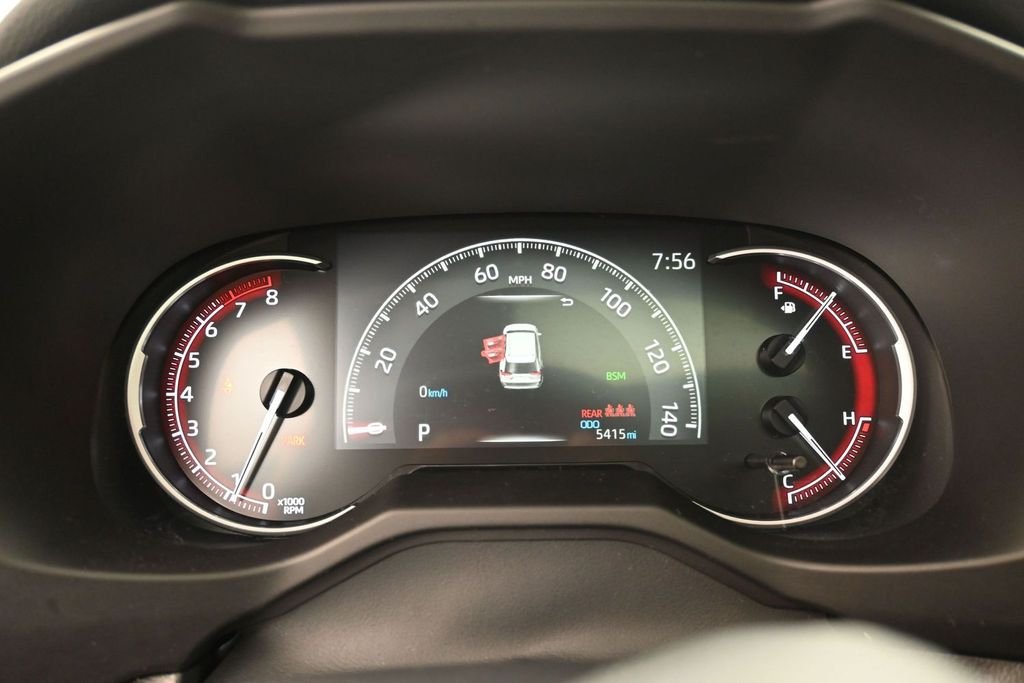 Used 2025 Beige Toyota XLE Premium image 9