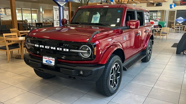 2026 Ford Bronco Outer Banks®