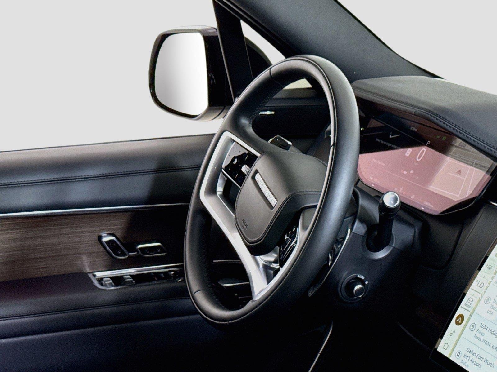 Used 2024 Fuji White Land Rover SE | Blackout Pkg | 360 Camera | Heated/Vented Seats image 34