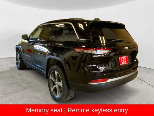 New 2026 Black Jeep Limited image 3