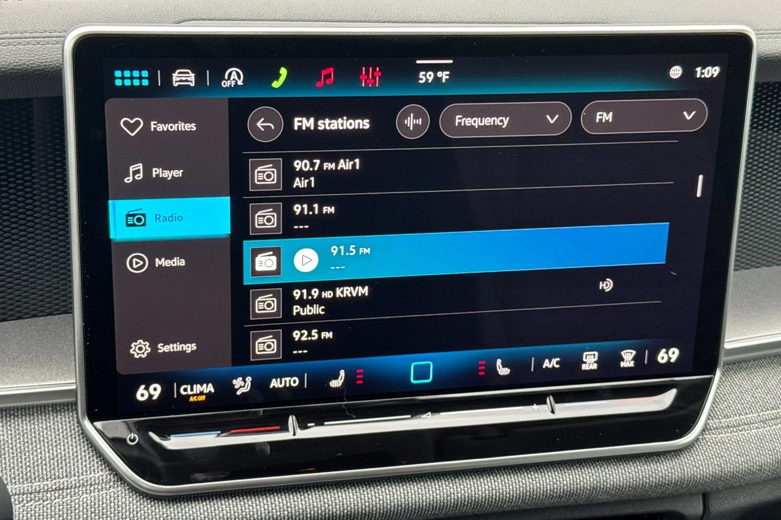 2026 Volkswagen Tiguan S - Photo 17