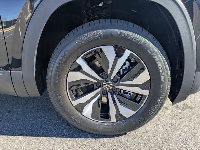 2026 Volkswagen Atlas SE - Photo 11