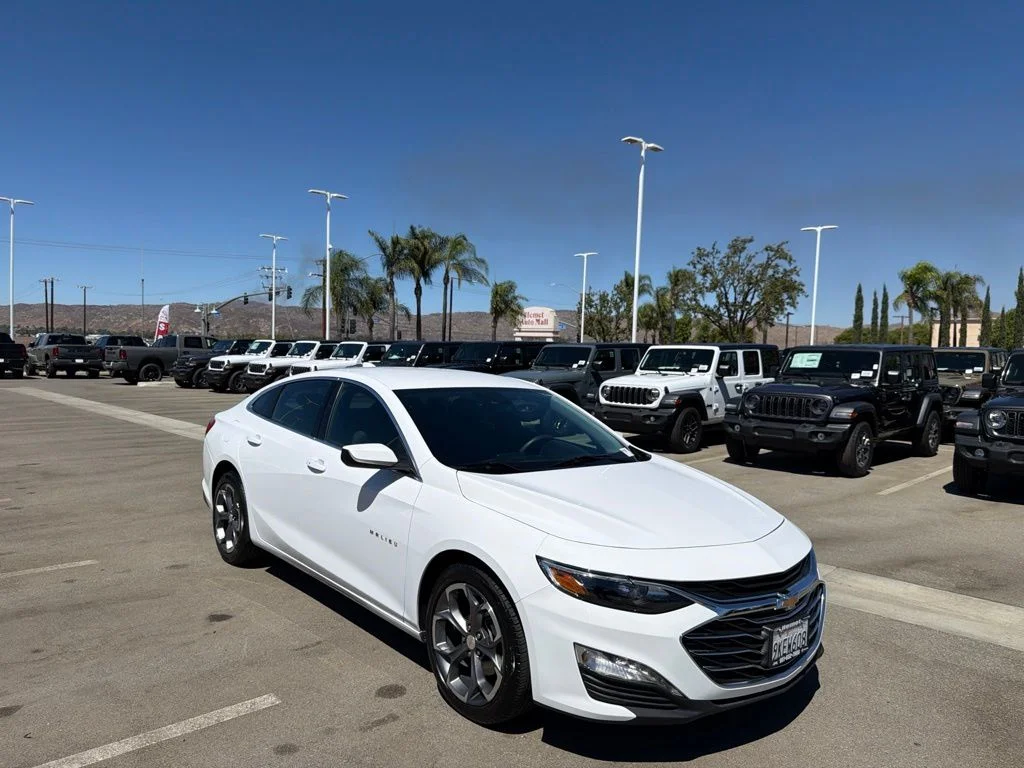 Used 2024 Chevrolet Malibu 1LT with VIN 1G1ZD5ST8RF141529 for sale in Hemet, CA