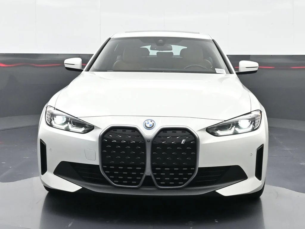 2023 BMW i4 40 - Photo 15