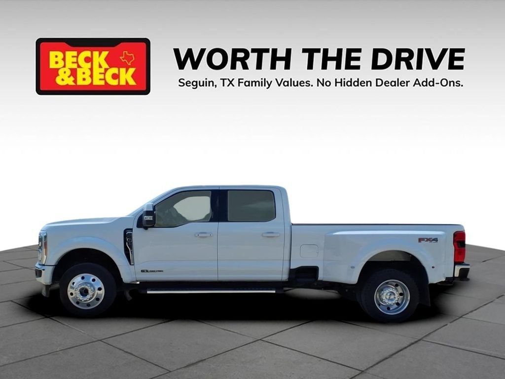 Used 2023 White Ford Lariat image 8