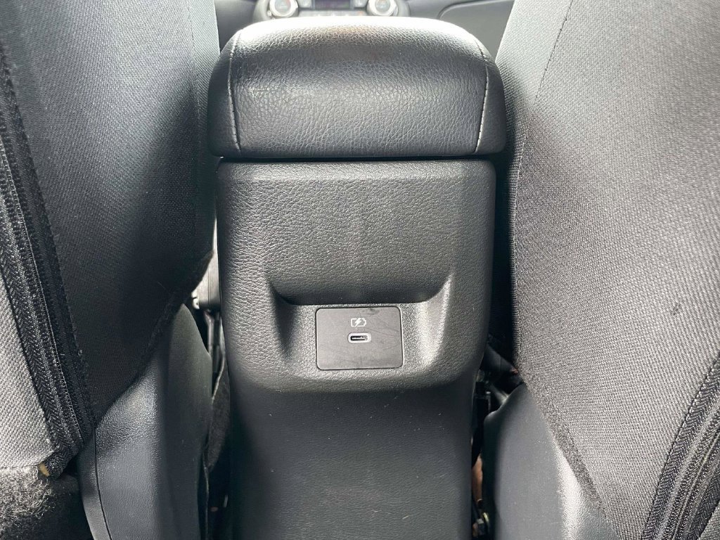 Used 2024 Silver Nissan 1.6 SR image 13