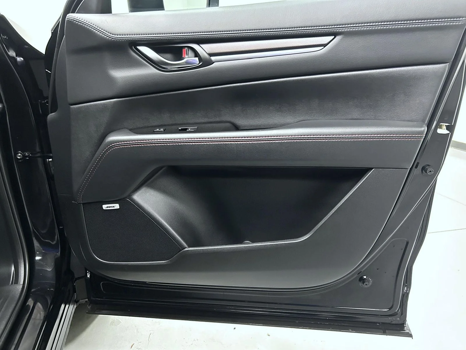 Used 2025 Black Mazda 2.5 S Carbon Edition image 16